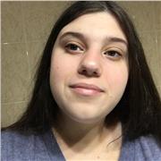 Estudiante universitaria ofrece clases de Lengua Castellana y Literatura, con experiencia con alumnos de secundaria y primaria. Clases particulares online durante todo el verano tanto en horario de mañana como de tardes, tanto para alumnos de la escuela d